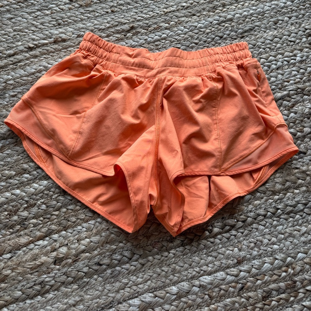 Lululemon Hotty Hots 2.5in